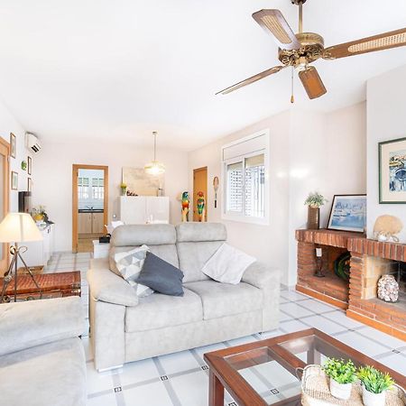 "Charm & Cozy 4Br - 3Ba With Pool & Barbecue" Villa Cambrils Exterior photo